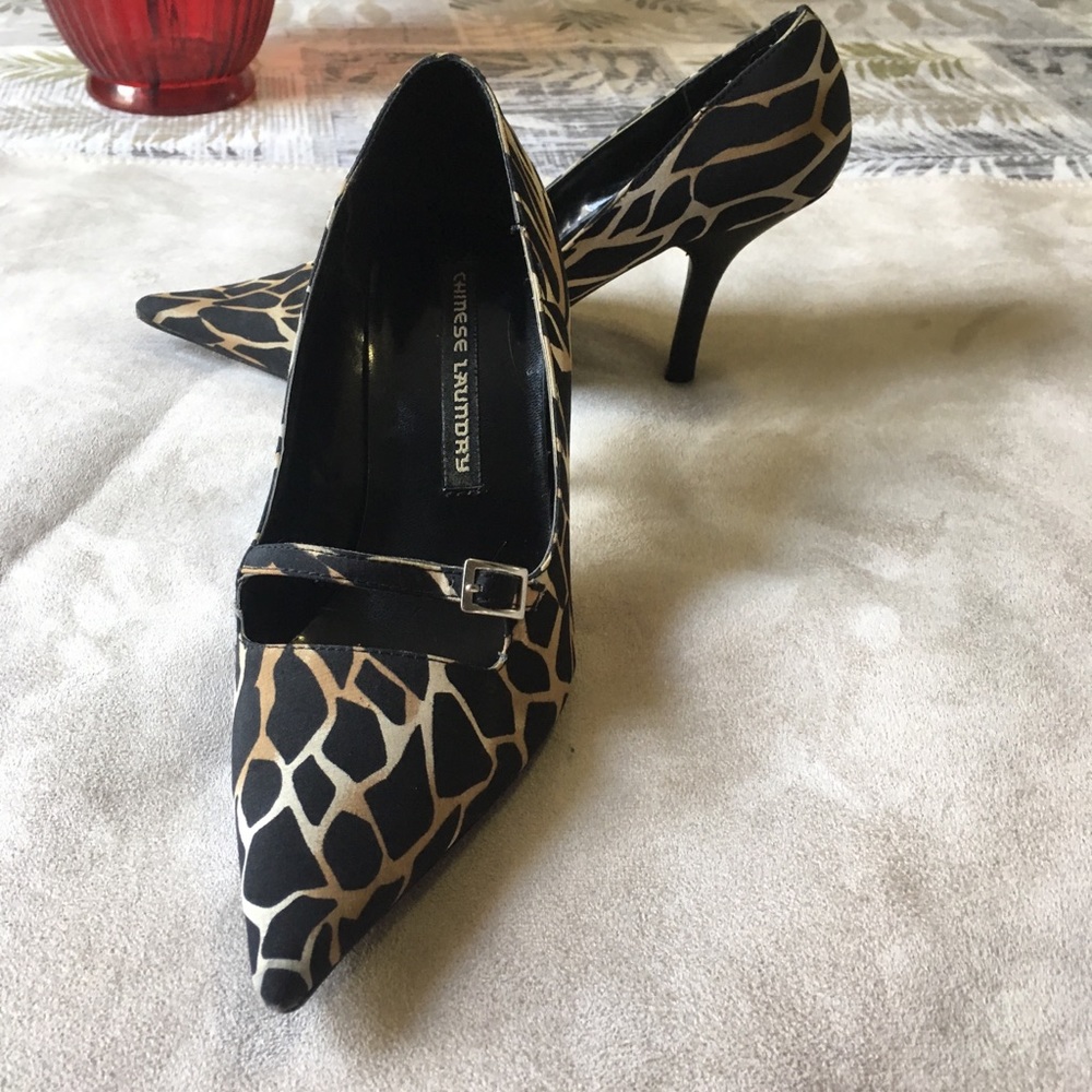 Shoes size 6.5